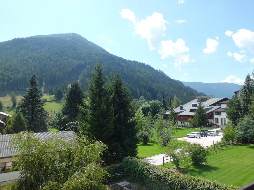 Haus Susanne Lägenhet Bad Kleinkirchheim Exteriör bild