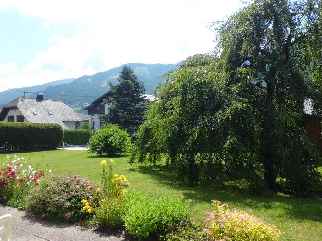 Haus Susanne Lägenhet Bad Kleinkirchheim Rum bild